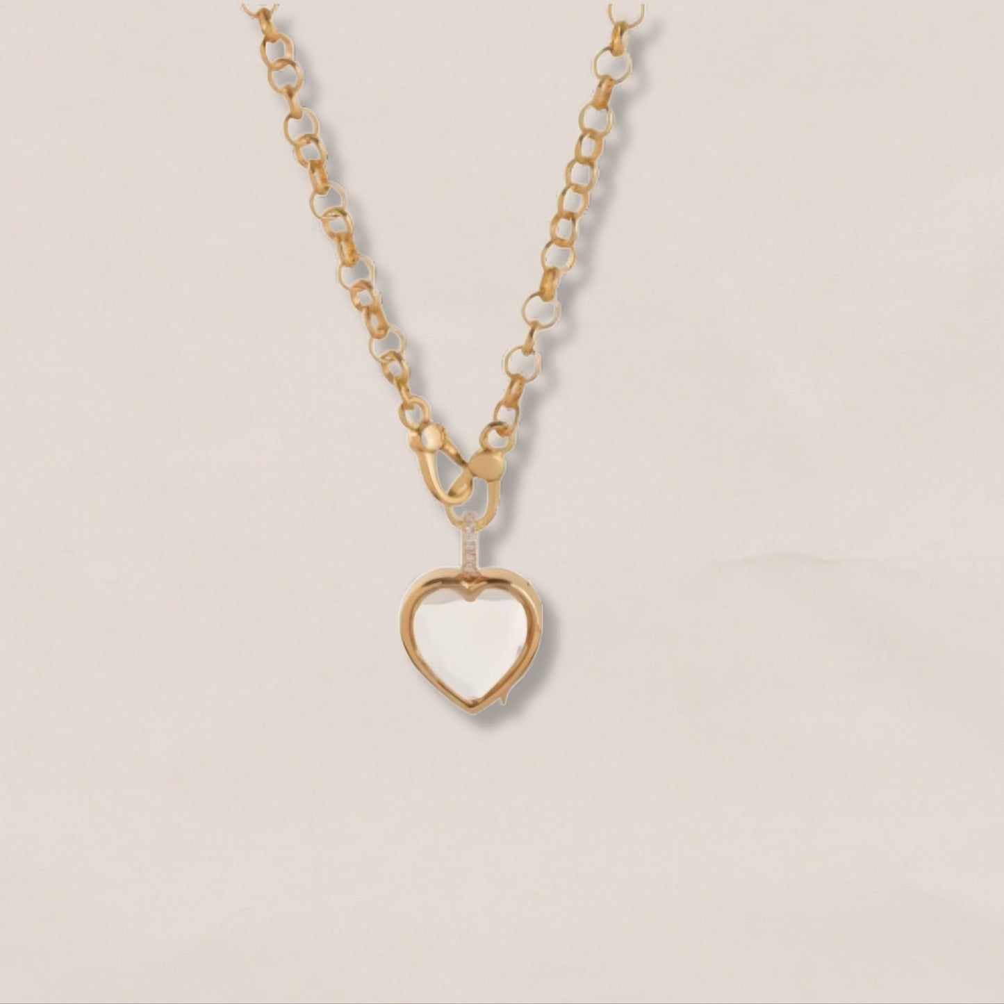 Cesaio Memira - Verwobene Erinnerungen und Energie